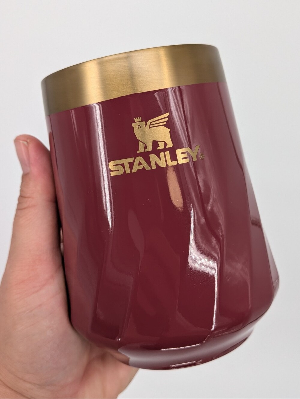 New Stanley Textured Reserve Wine Tumbler cup 11 Oz red velvet gloss gift 2026